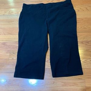 Livi Active Wear Stretch Capris Size 22/24